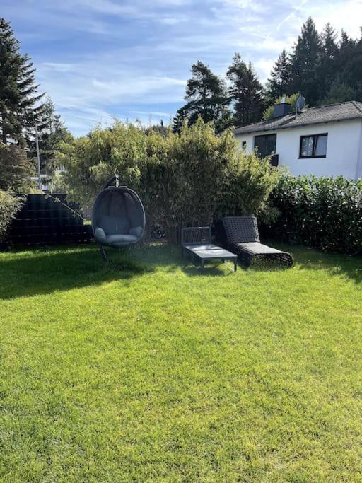 Gemütliche Villa am Waldrand in Taunusstein Exterior foto
