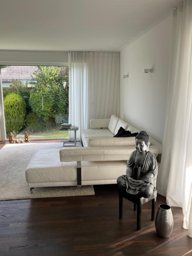 Gemütliche Villa am Waldrand in Taunusstein Exterior foto